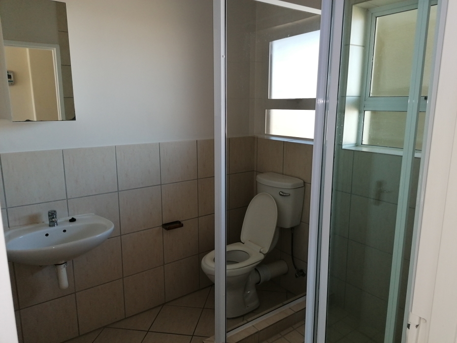 To Let 2 Bedroom Property for Rent in Buh Rein Estate Western Cape